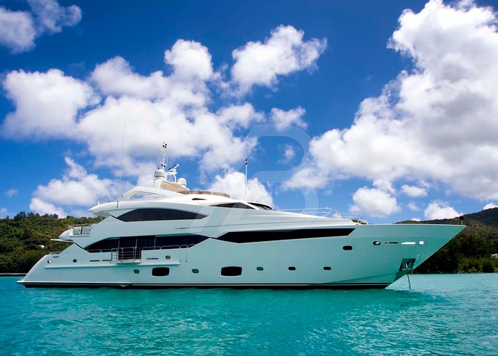 Al Amani yacht exterior 2
