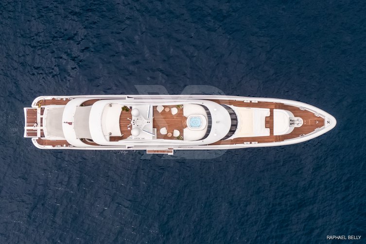 Daisy D yacht exterior 10