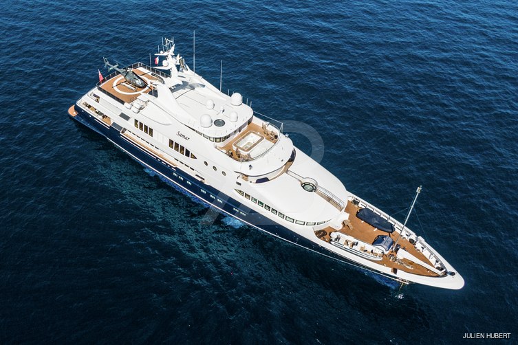 Samar yacht exterior 22