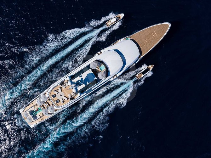 DreAMBoat 1 yacht exterior 4