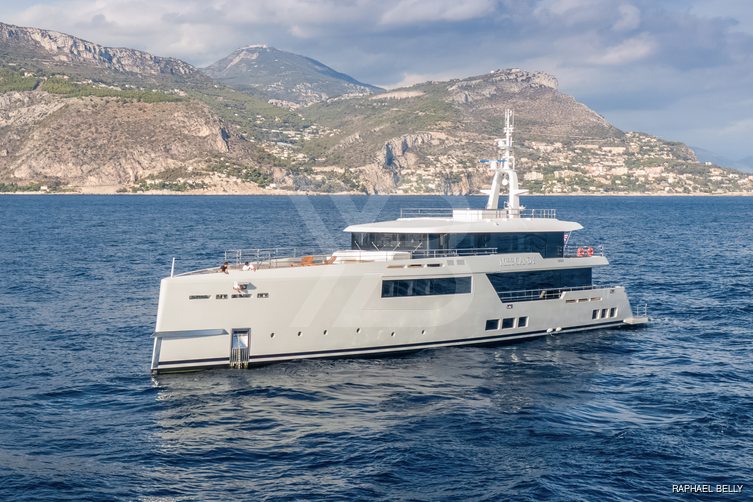 Miss Candy yacht exterior 6