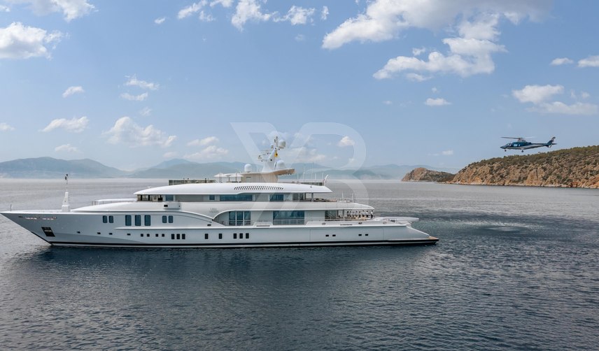 Lady Vera yacht exterior 10