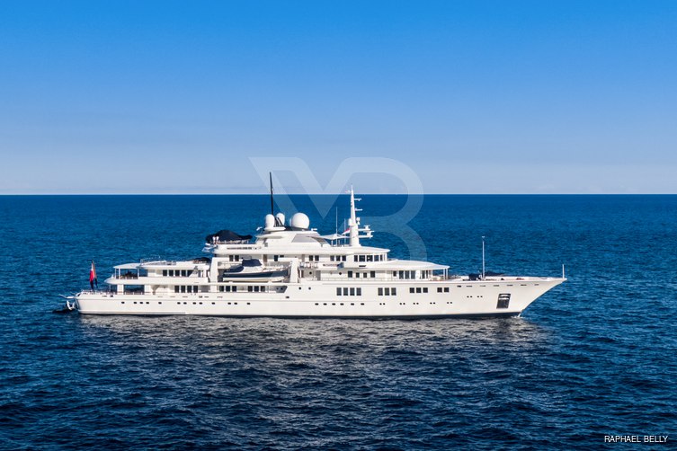 Tatoosh yacht exterior 19