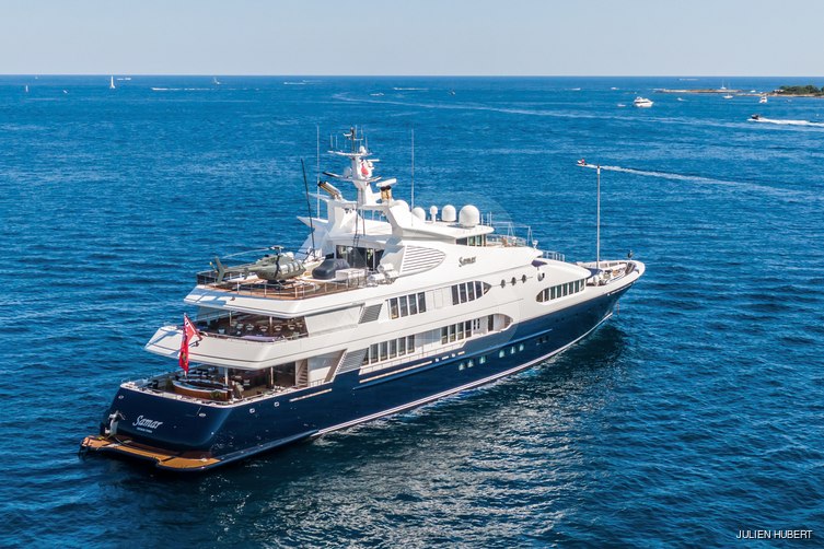 Samar yacht exterior 14