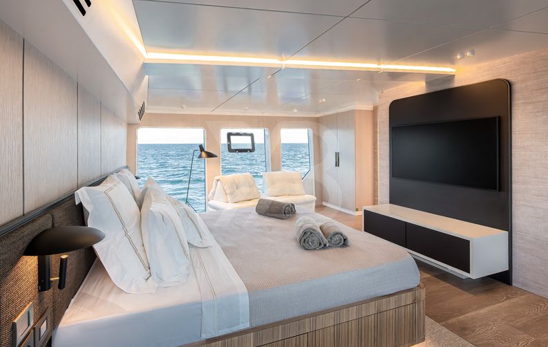 Tuccini yacht interior 6