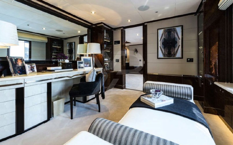 Soundwave yacht interior 91