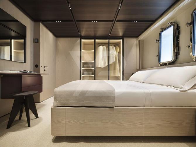 Contigo yacht interior 16