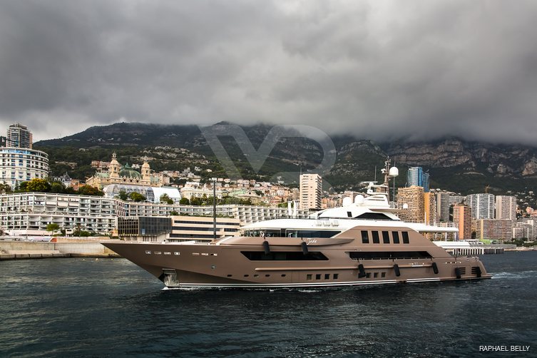 Odyssey yacht exterior 3