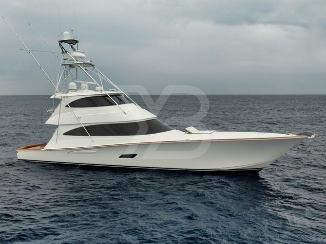 Reel Cents yacht exterior 2