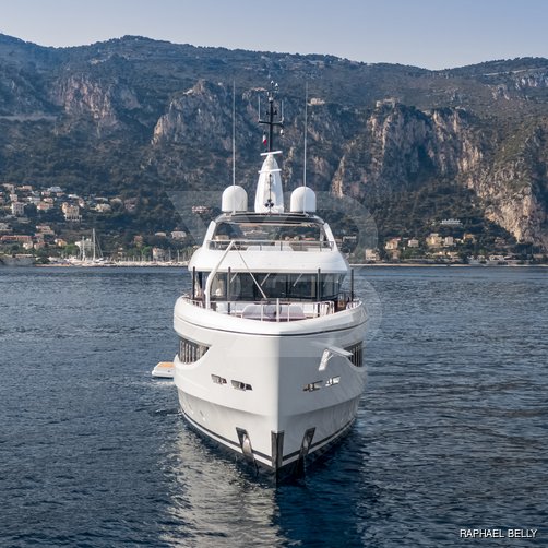 Birubi yacht exterior 3