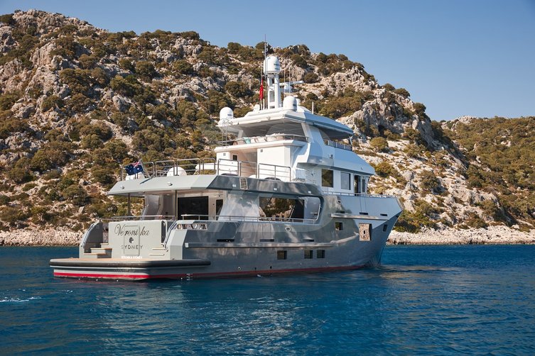 Veronika yacht exterior 5