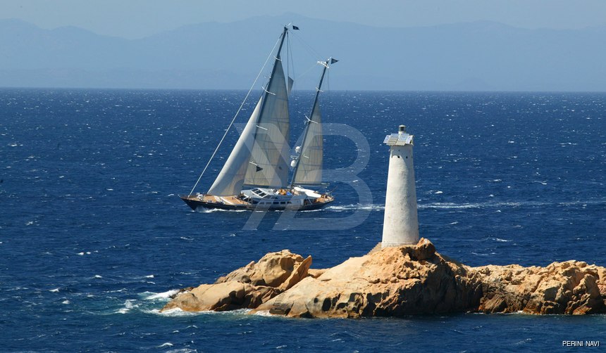 Andromeda la Dea yacht exterior 6