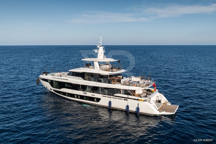 Abie yacht exterior 6