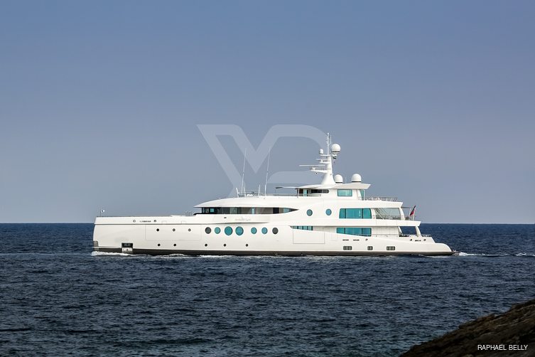 Madame Kate yacht exterior 8