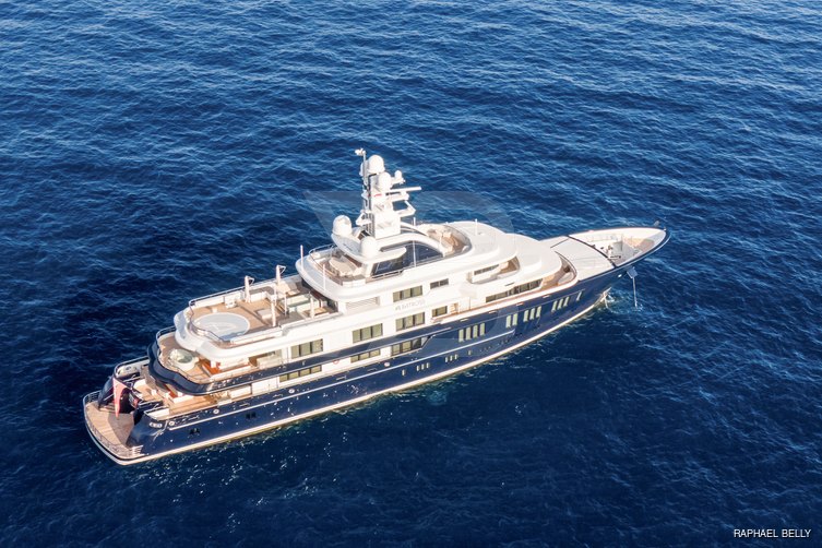 Moonstone yacht exterior 13