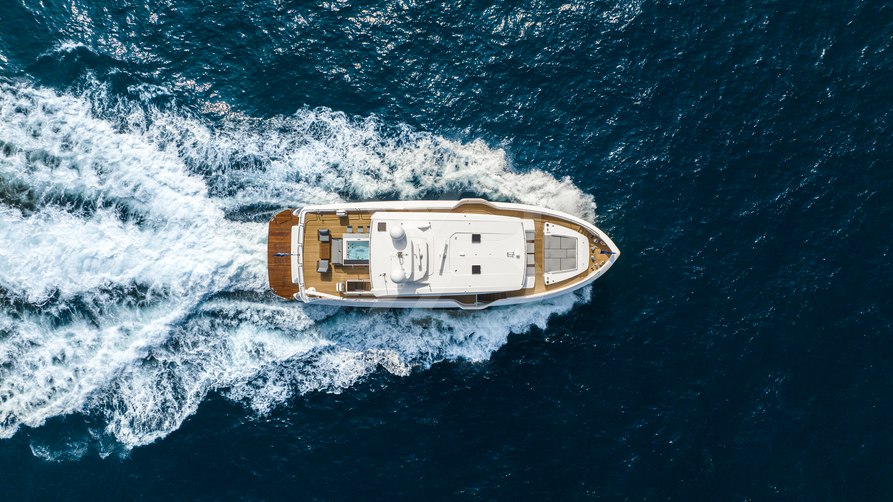 FD80 /09 yacht exterior 5