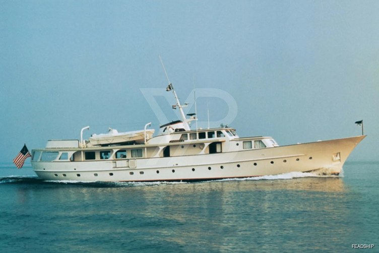 Alhambra yacht exterior 2