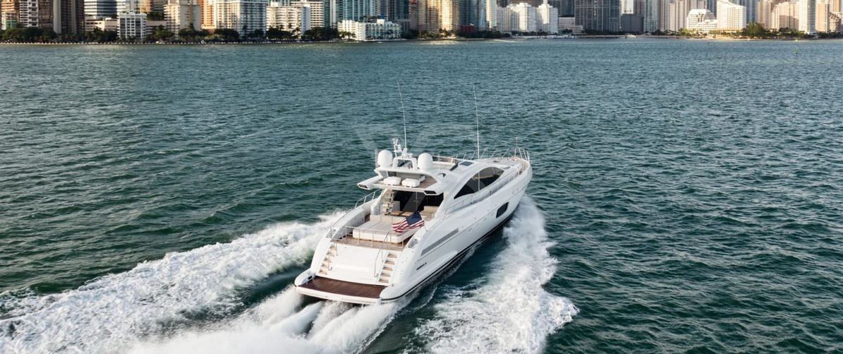 Sayonara yacht exterior 4