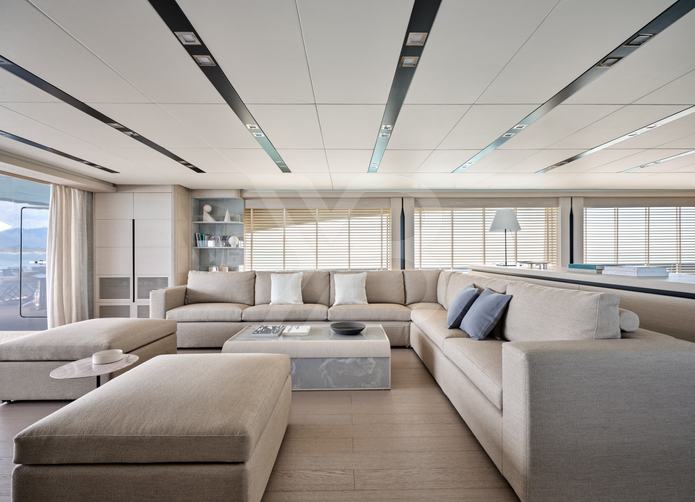Effe yacht interior 8