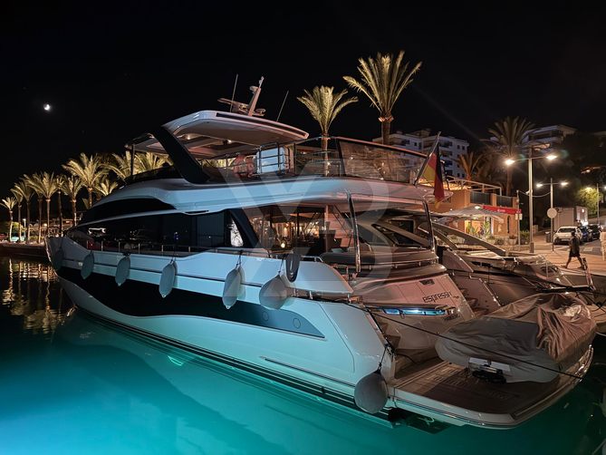 Espresso 2 yacht exterior 3