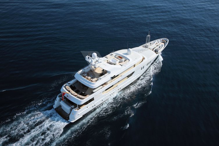 Marla yacht exterior 5