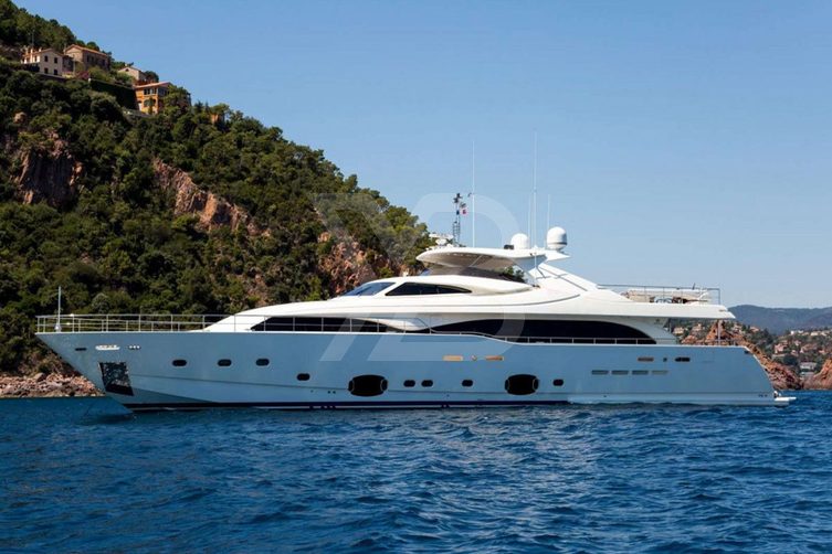 Miss Ado yacht exterior 4