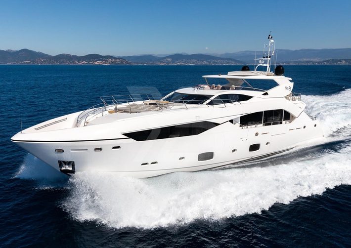 Lady Volantis  yacht exterior 2