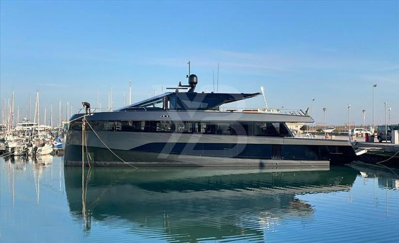 Lone Wolf yacht exterior 2