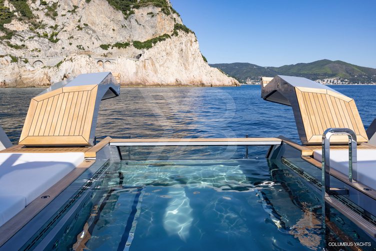 Big Naan yacht exterior 16