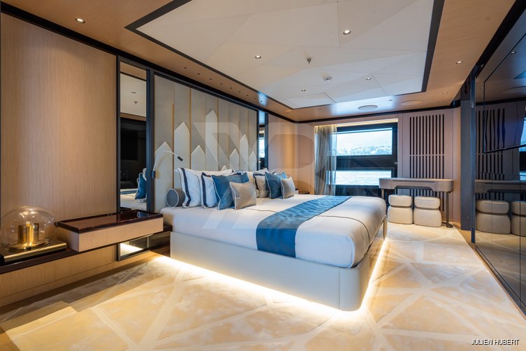 Jimmy yacht interior 12