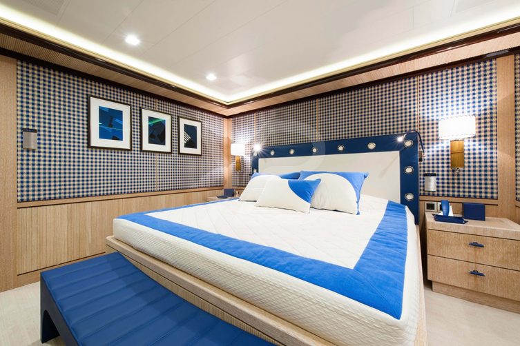 Axioma yacht interior 19