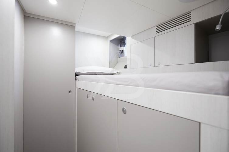 Tanelorn yacht interior 44