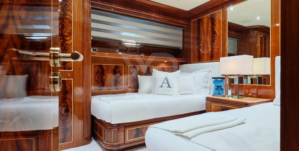 Ability yacht interior 22