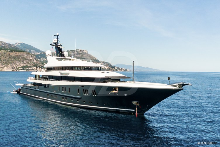 Phoenix 2 yacht exterior 9