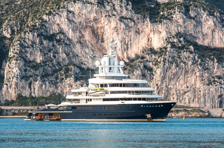 Luna yacht exterior 50