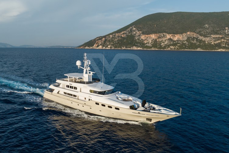 Eileen yacht exterior 11