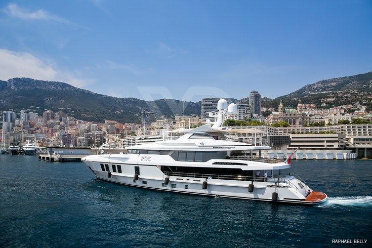 Rasha yacht exterior 4