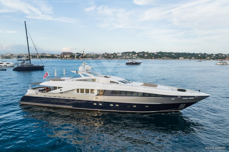 Hashtag yacht exterior 9