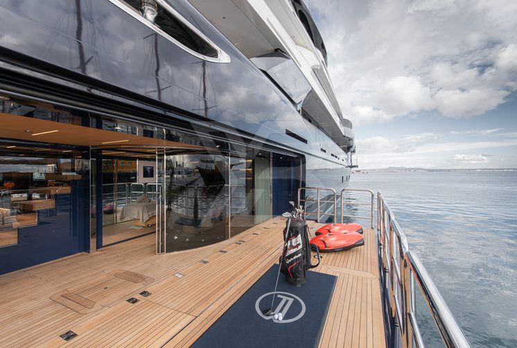 Resilience yacht exterior 21