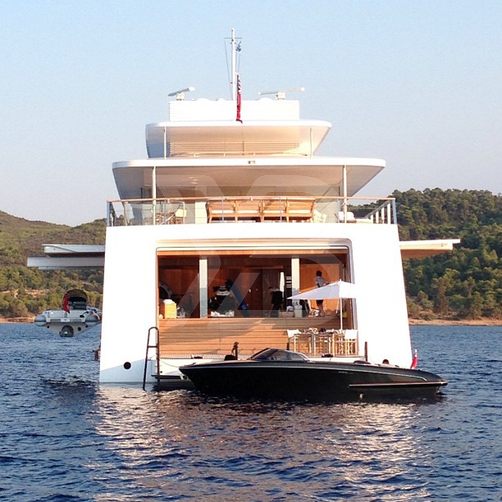 Venus yacht exterior 6