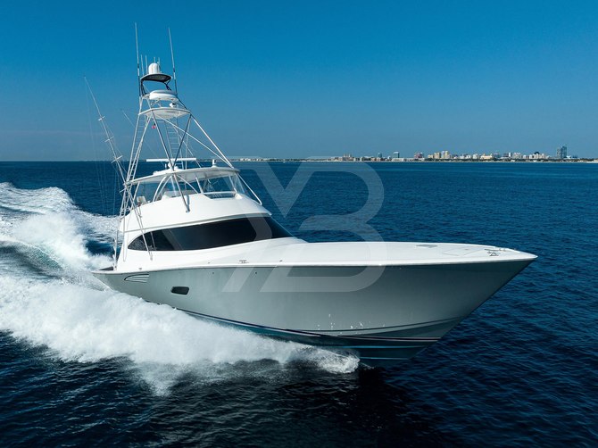 Surfbum yacht exterior 2