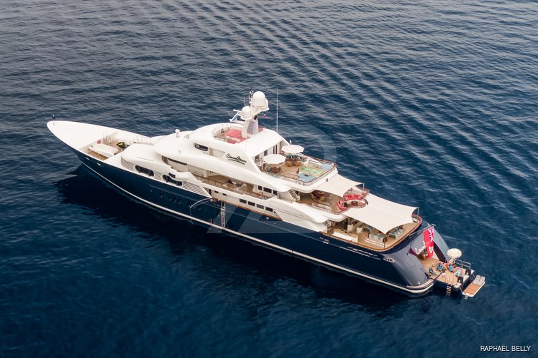 Cocoa Bean yacht exterior 13