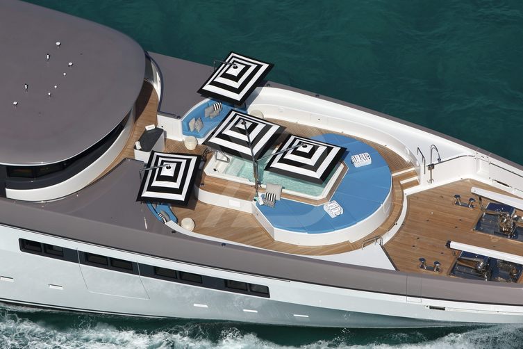 Eternity yacht exterior 3