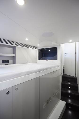 Tanelorn yacht interior 42