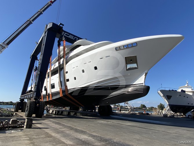 Oceanic Grand yacht exterior 11