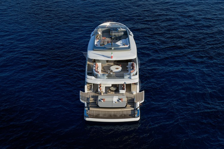 X100 Triplex/ 01 yacht exterior 19