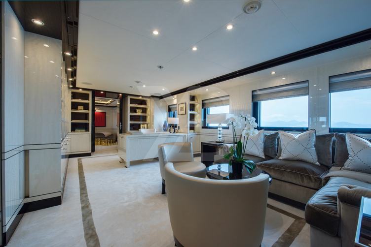 Mellon yacht interior 10