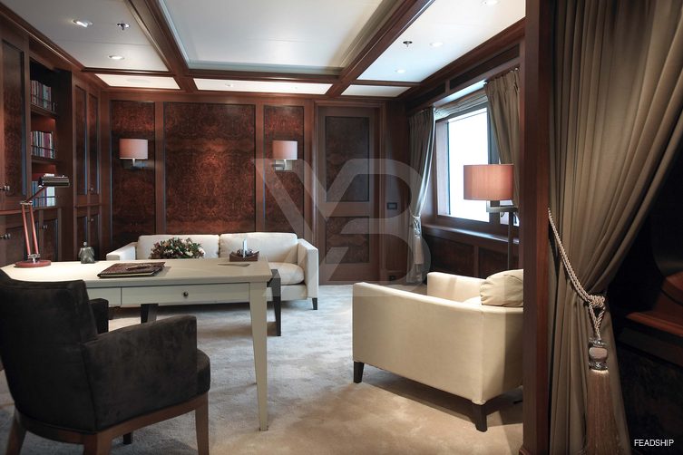 Utopia yacht interior 15