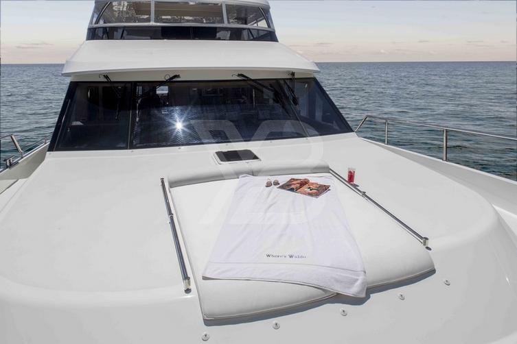 Bravo Zulu II yacht exterior 3