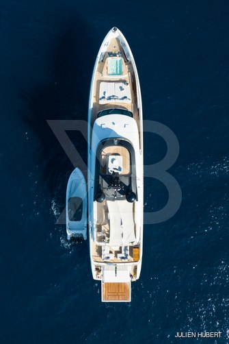 Koju yacht exterior 5